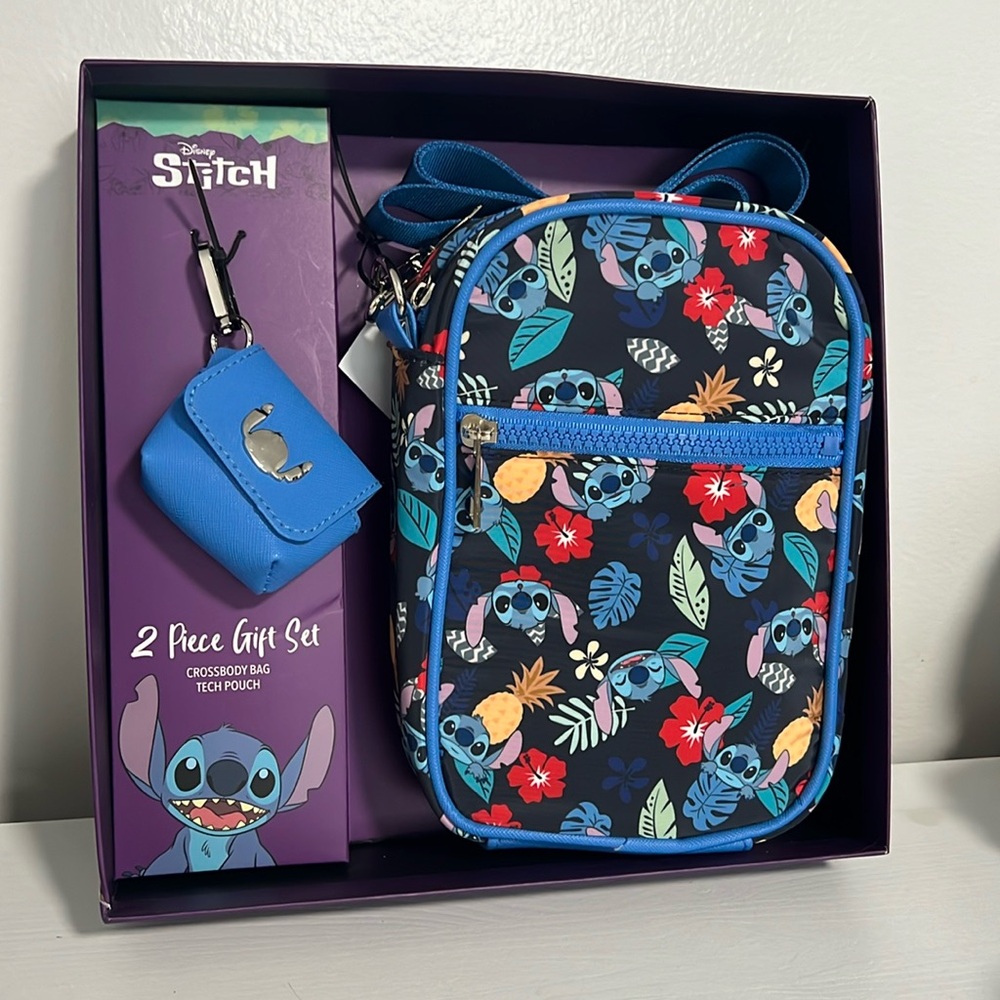 Disney Lilo and Stitch Set (Cross body bag and tech pouch)